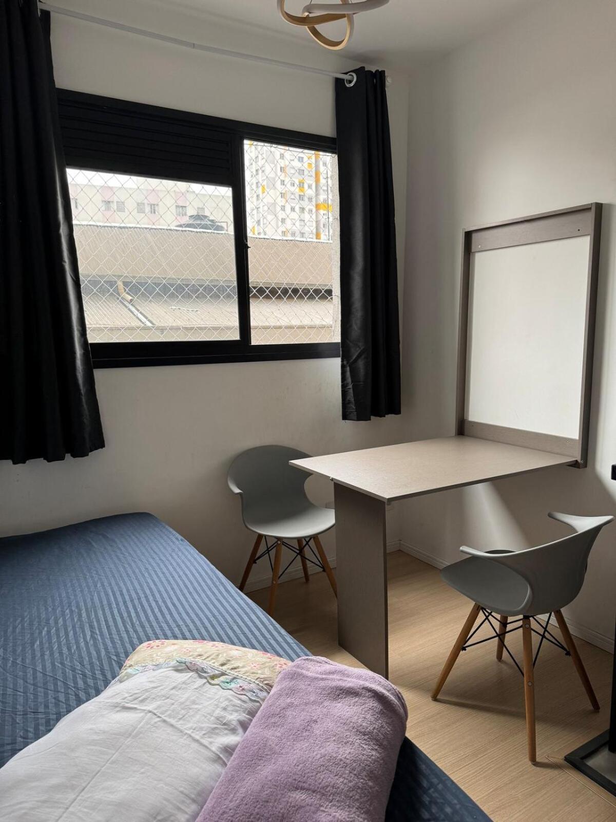 3-apto Liberdade 450' Metro -teatro Renault Apartamento *