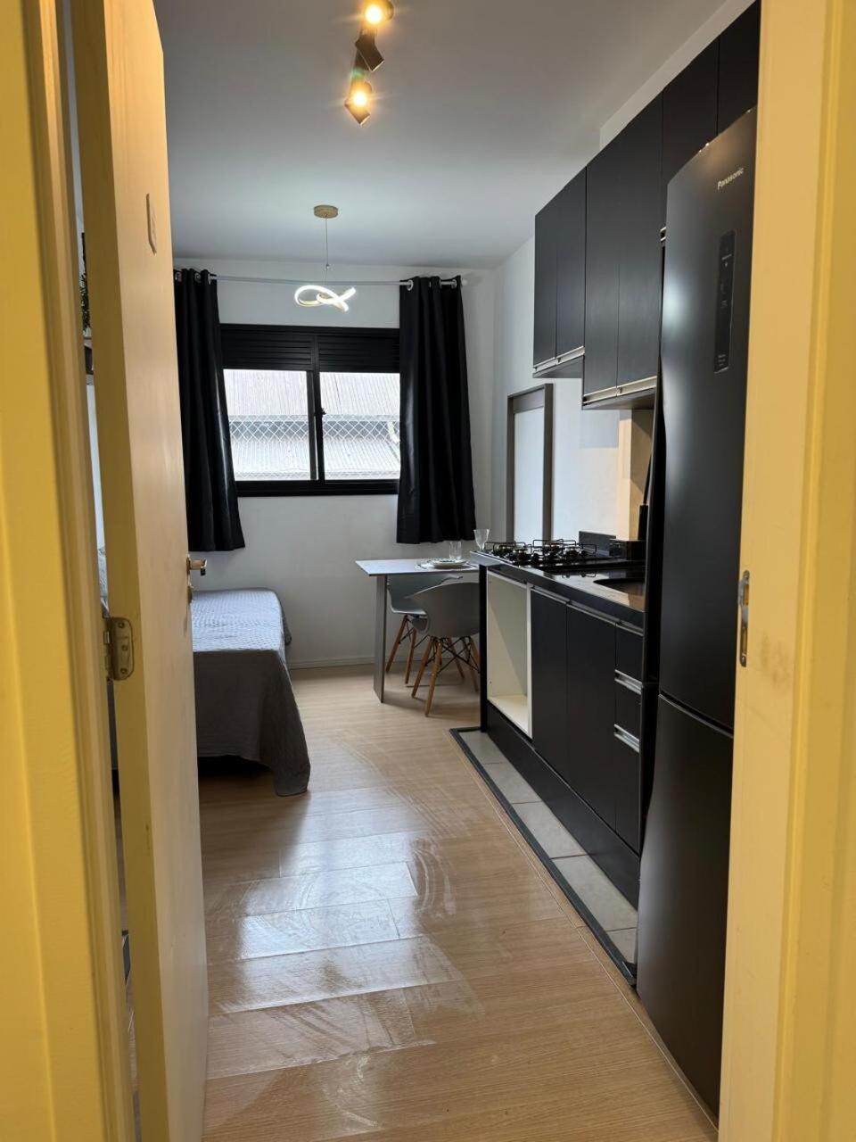 Apartamento 3-apto Liberdade 450' Metro -teatro Renault *