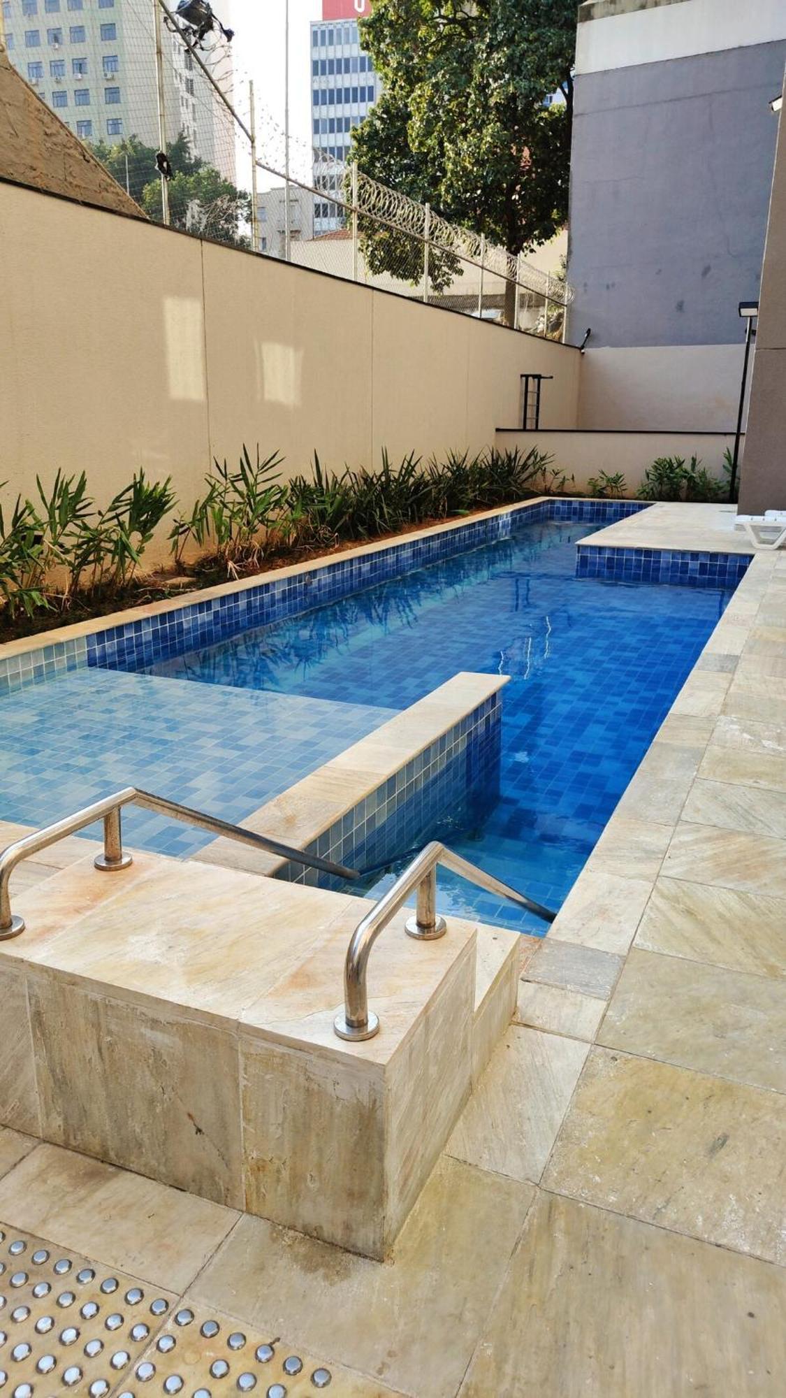 Apartamento 3-apto Liberdade 450' Metro -teatro Renault