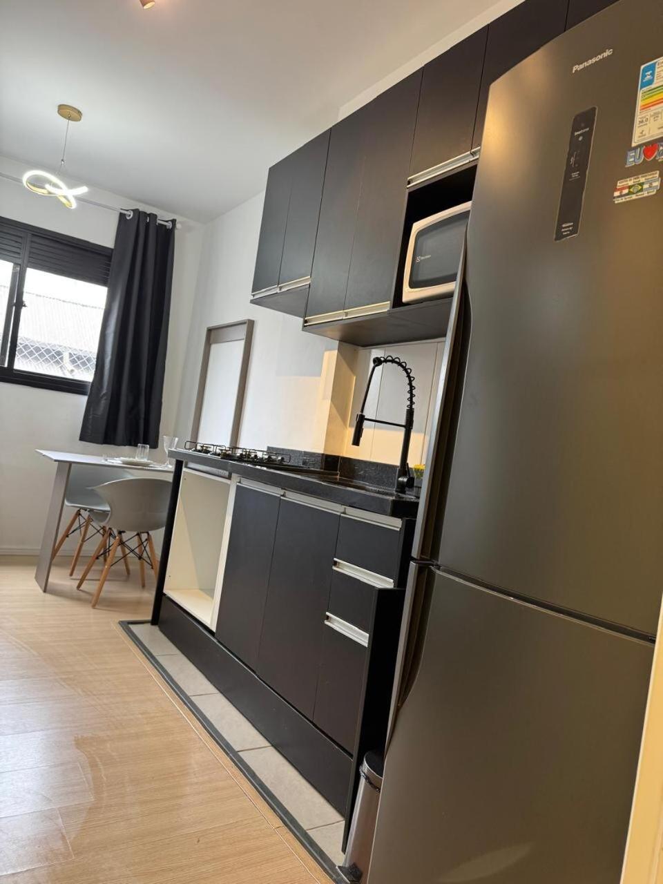 3-apto Liberdade 450' Metro -teatro Renault Apartamento